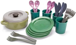 Dantoy set stoviglie giocattolo Green Bean - servizio da tavola sostenibile 22 pezzi