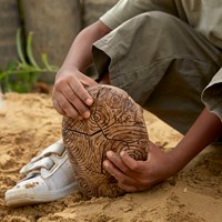 Guidecraft Magnetic Fossil 3D Puzzle - Trilobite 4