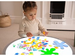 TickiT giocattolo educativo conchiglie colorate trasparenti set