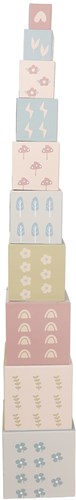 24417-Stacking cubes