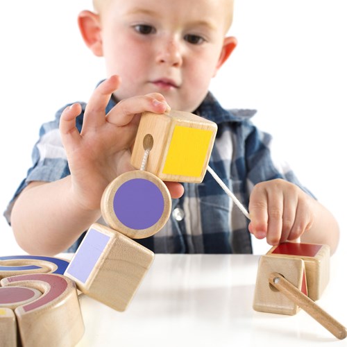 Guidecraft giocattolo educativo infilare forme cartone multicolore-3