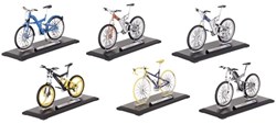 Goki Bicicletta modello die-cast in scala 1:10, giocattolo 18 cm