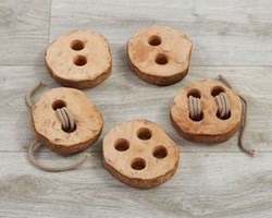 Cosy bottoni numerici in legno 1-5 per contare e motricità fine