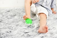 Mom's Care giocattolo sensoriale palla massaggiante verde per neonati e bambini piccoli-3