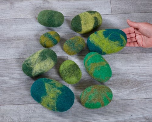 Cosy Soft Green Felt Rocks - 52867