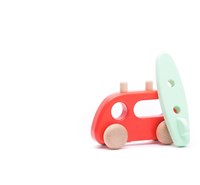 Bajo camper in legno con tavola da surf - giocattolo sostenibile per bambini-2