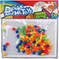 Tavola mosaico giocattolo educativo con pioli 30x33 cm