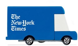 Candylab auto giocattolo in legno - NYT Delivery Van - multicolore