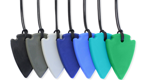 ARK Therapeutic collana da mordere giocattolo Arrowhead grigia per bambini Discrete kauwketting in pijlpuntvorm voor kinderen en volwassenen met kauwbehoefte, ook bij nagelbijten.-2