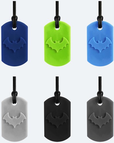 ARK Therapeutic collana da mordere Bat Bite blu scuro giocattolo sensoriale Kauwketting met vleermuismotief voor stevige kauwers die sensorische steun zoeken.-2