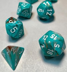 Chessex Marmo Oxi-rame/bianco Polydice Set di dadi (7 pezzi)