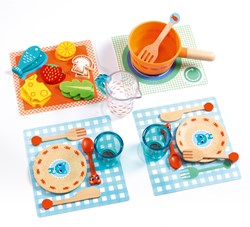 Djeco giocattolo cucina gattini set stoviglie in legno FSC