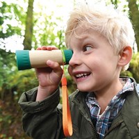 Hape telescopio in bambù giocattolo - telescopio bambini regolabile 8x ingrandimento