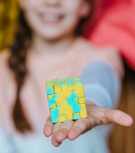 Smart Games Happy Cube Pro Puzzle 3D - rompicapo colorato per bambini e adulti-2