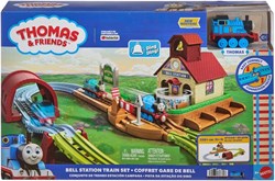 Mattel giocattoli Thomas & Friends set treno Bell Station con accessori